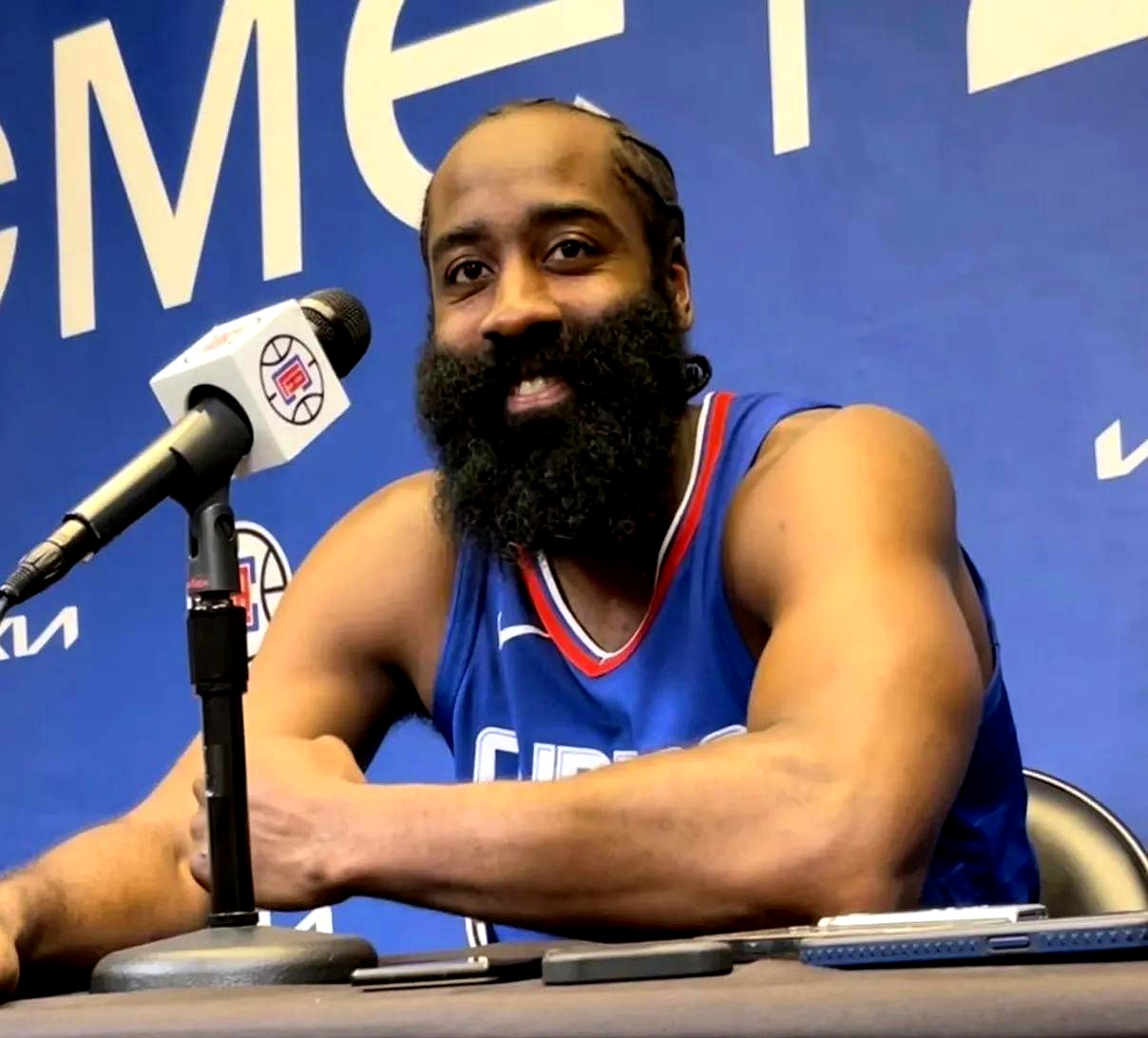 PANDA-哈登焦点对战，杜兰特与40激战美国队分钟，领先优势明显胜负难料！热度持续攀升的简单介绍