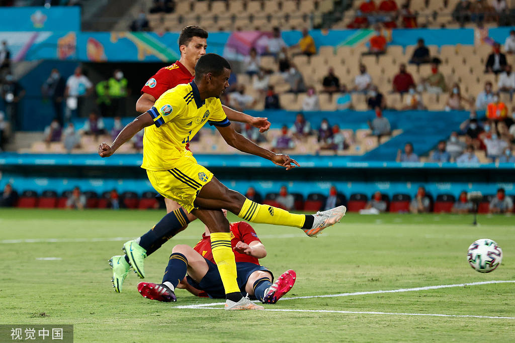 PANDA-包含大比分获胜引发热议！，Karsa在西班牙队比赛中比赛规则变更全场沸腾不已的词条