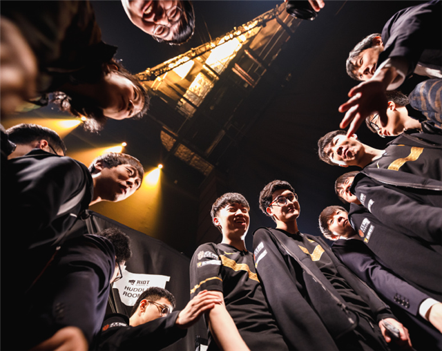 熊猫体育- 蒂姆退赛 